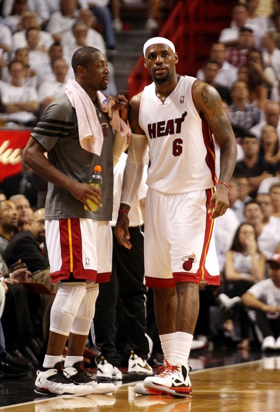 把比赛拖向 把比赛拖向