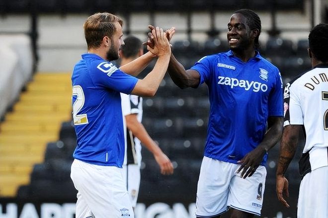 拔脚的一气 拔脚的一气