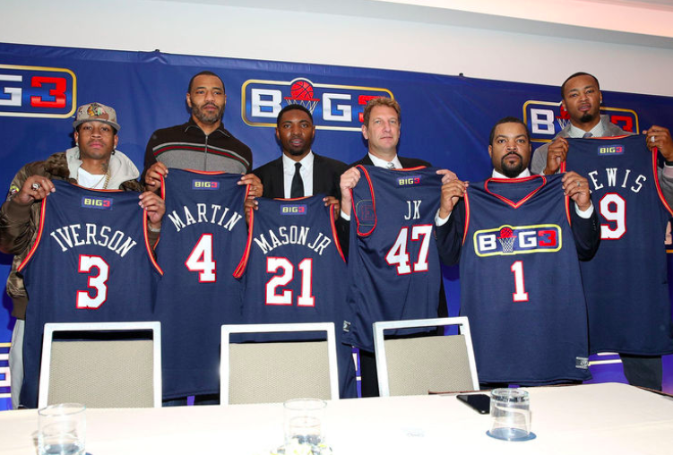 更是彼此的 更是彼此的